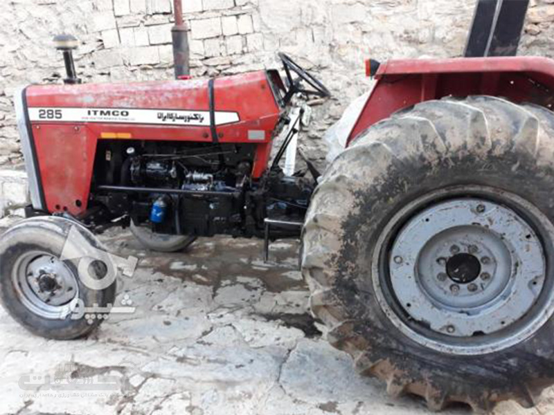 فروش تراکتور کارکرده تمیز در کردستان